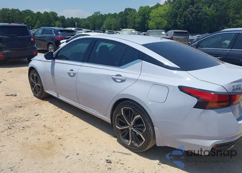 2025 Nissan Altima Sr Fwd z USA, uszkodzony, nr VIN 1N4BL4CV5SN348922